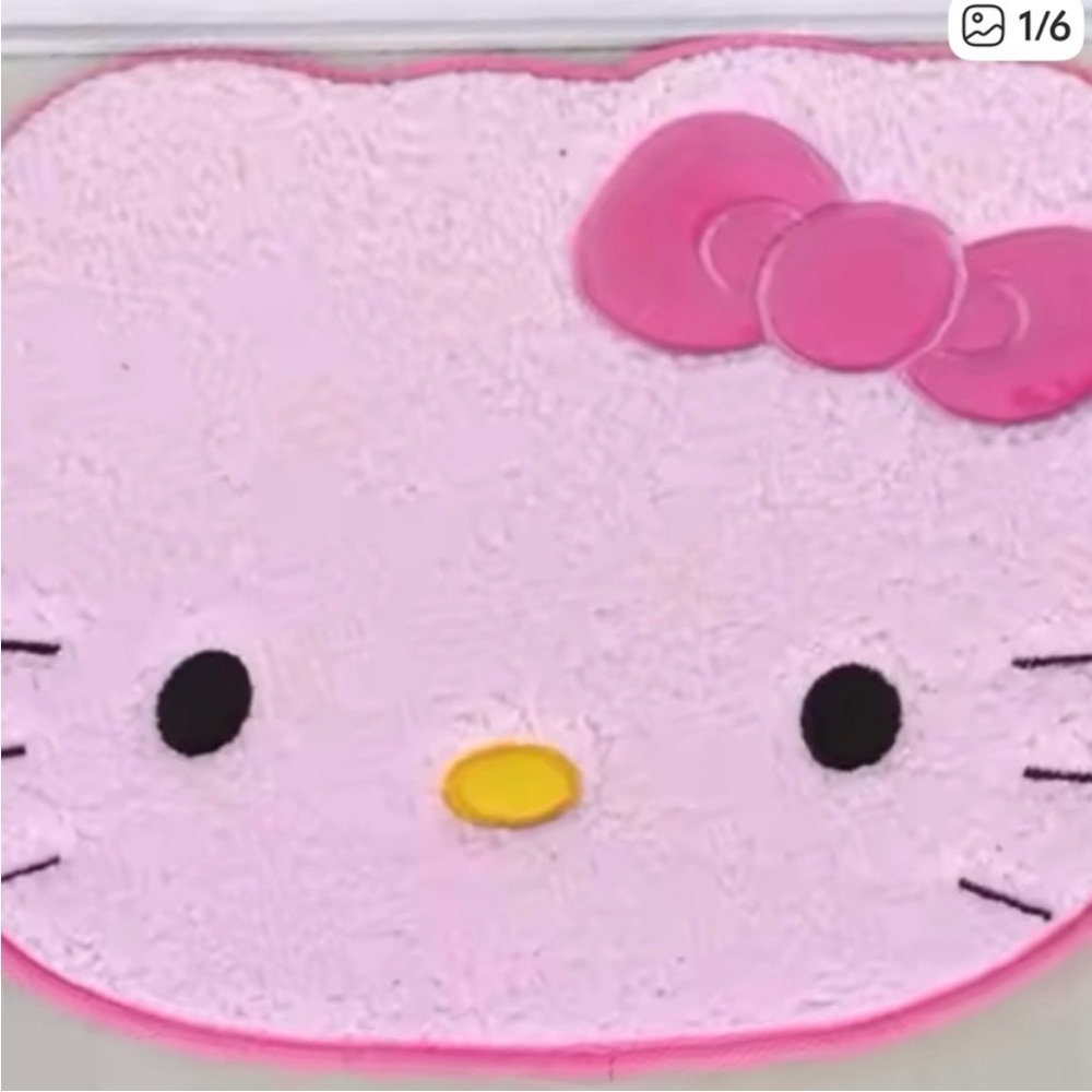 Hello Kitty Bathmat/Rug 23"x18" NEW